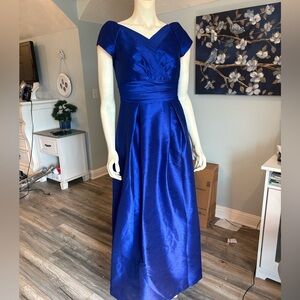 ALFRED SUNG Royal Blue Evening Gown sz 6